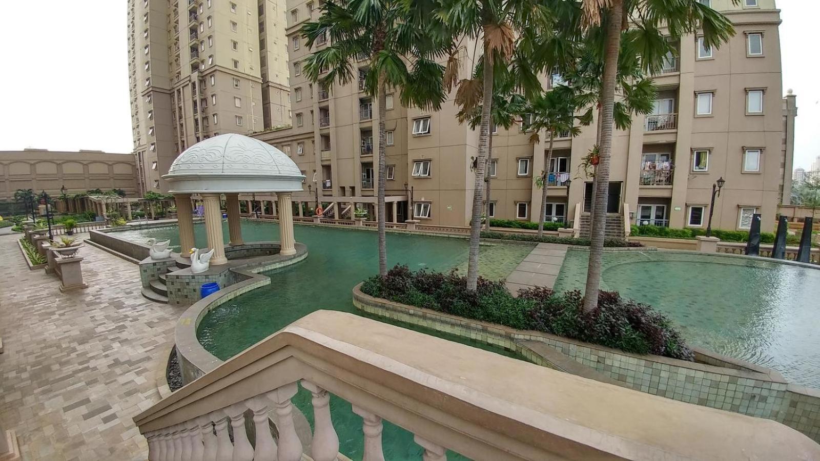 3Br Grand Palace With Private Bathtub By Travelio Jacarta Exterior foto