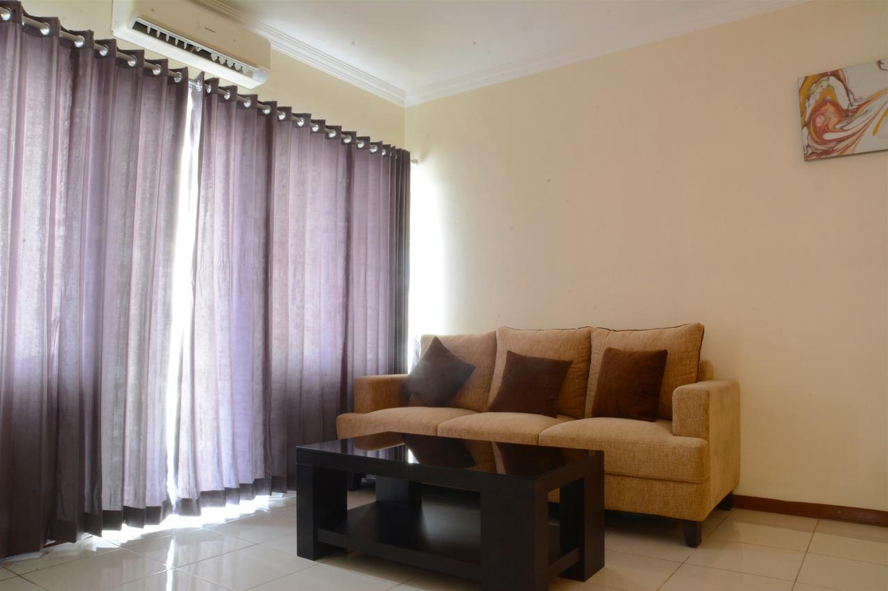 3Br Grand Palace With Private Bathtub By Travelio Jacarta Exterior foto